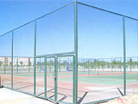 wire mesh fence